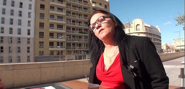  Mamie veut se faire défoncer dans tous les sens comme une bonne salope [Full Video]